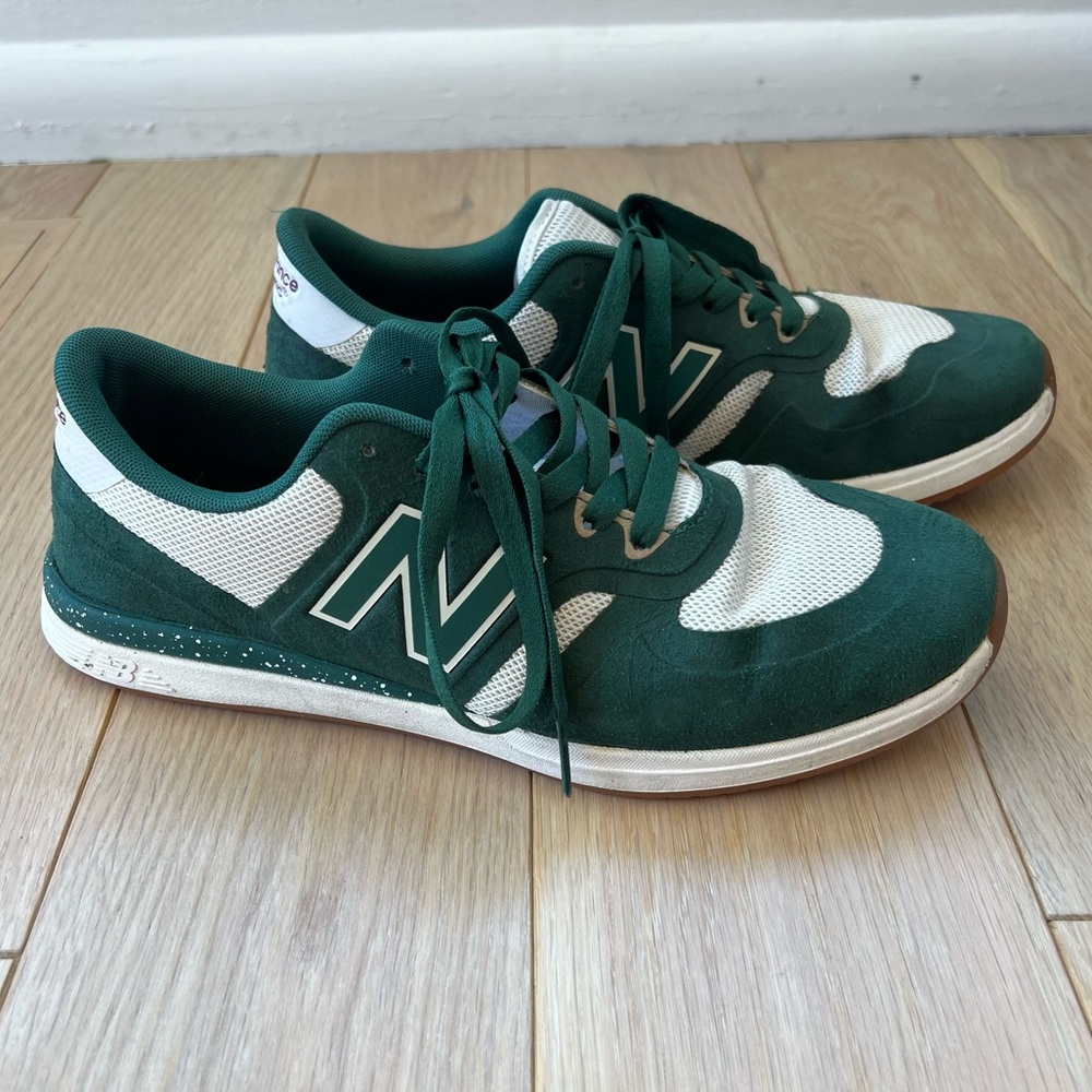 Vegan Friendly New Balance Numeric 420 Green and White Sneakers - Picture 4 of 9